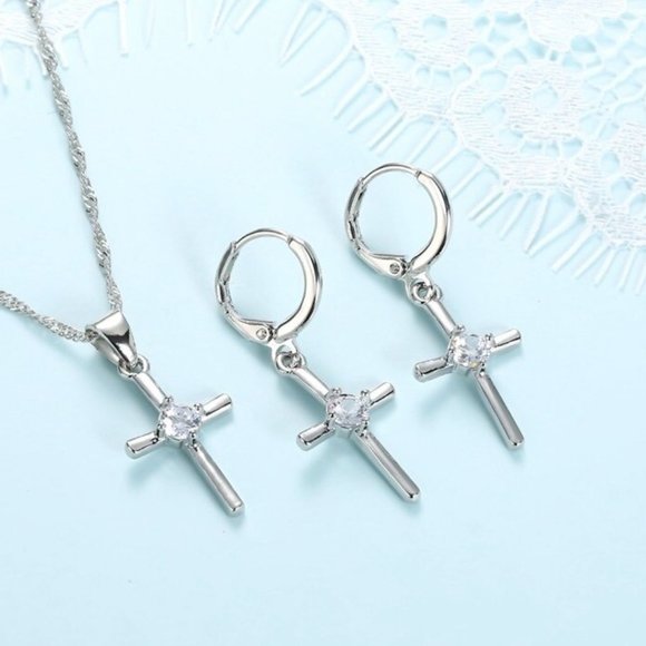 💎 NEW 💎 Cross 925 Sterling Silver Earrings And Necklace Set Bundle - Picture 6 of 8